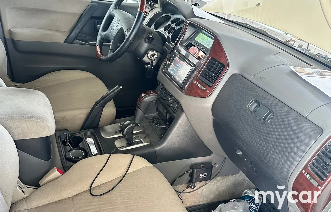 Mitsubishi Pajero 2006