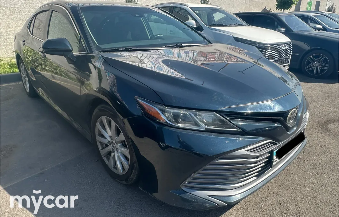 Toyota Camry 2017