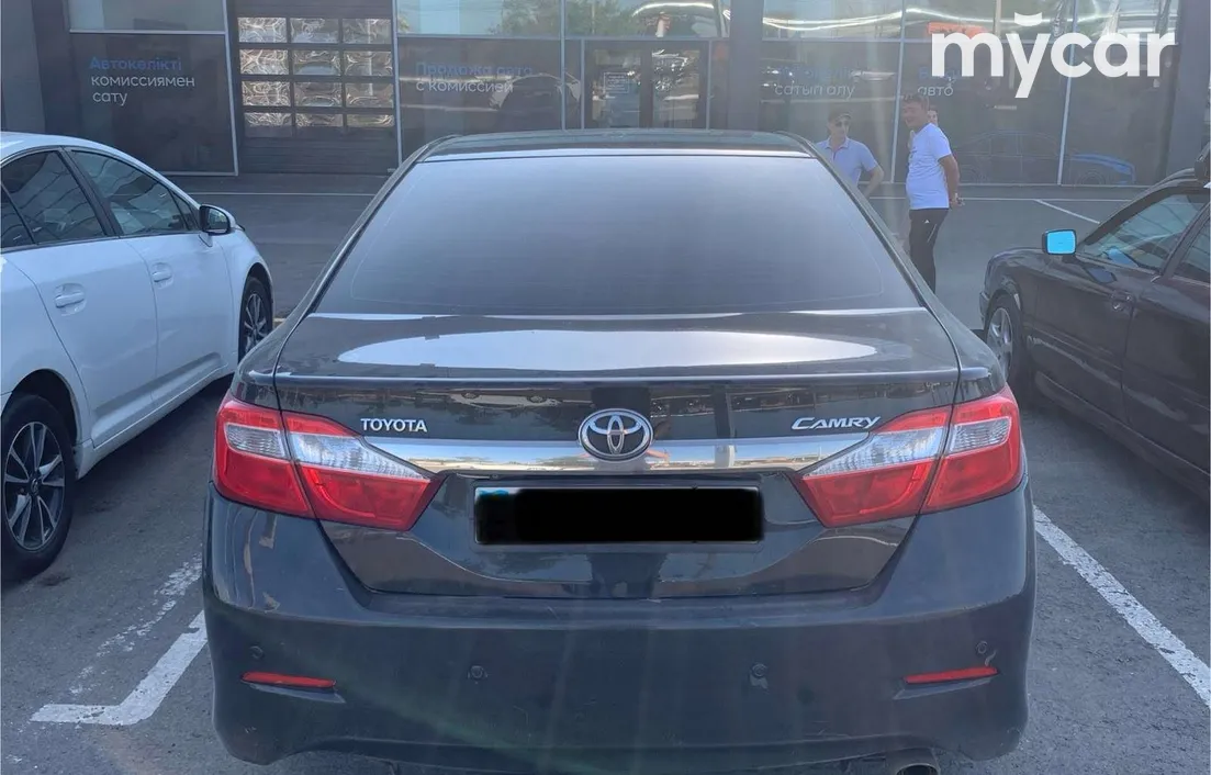 Toyota Camry 2011