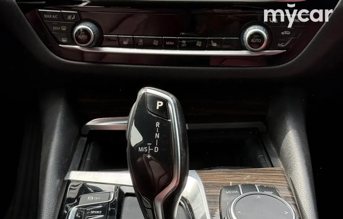 BMW 5 серия 2018