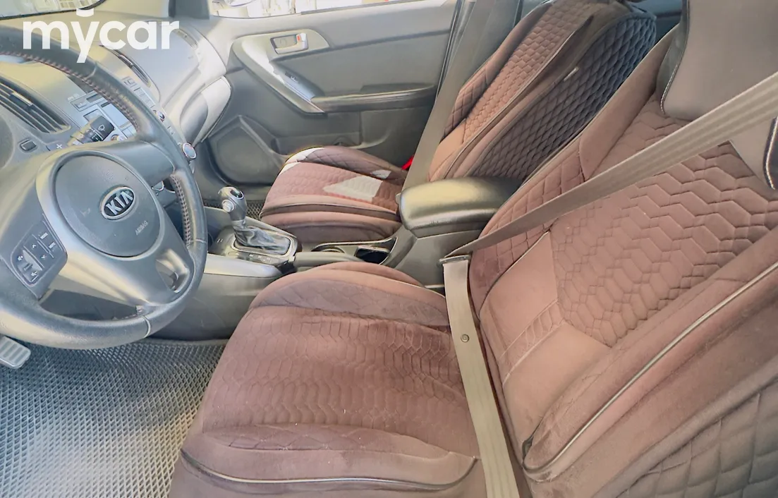 Kia Cerato 2012