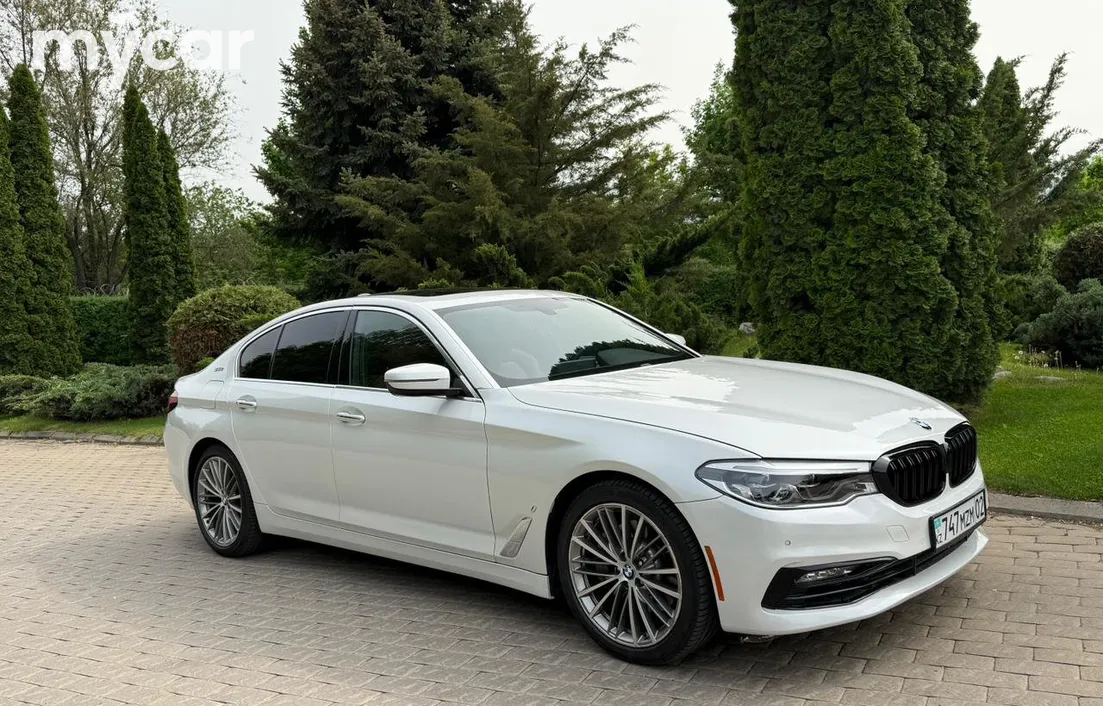 BMW 5 серия 2018