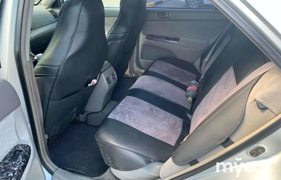 Toyota Camry 2003