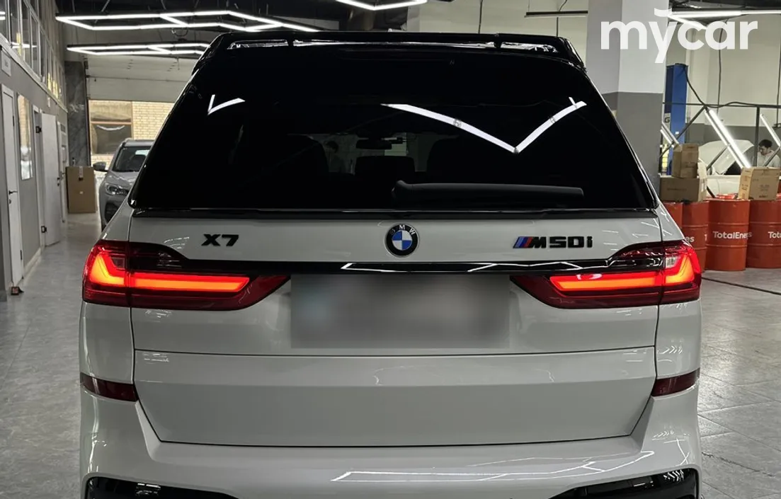 BMW X7 2022