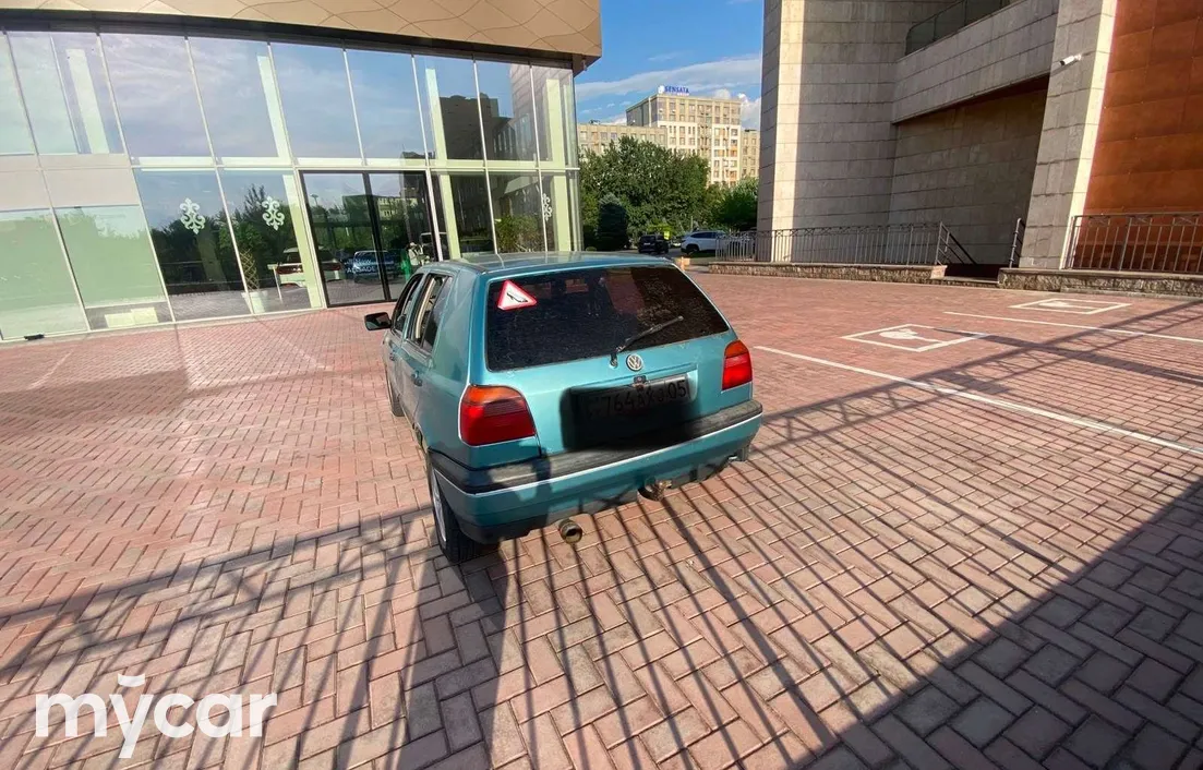 Volkswagen Golf 1993