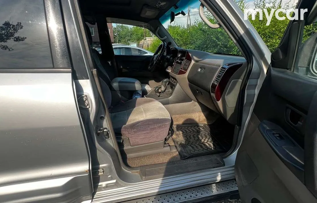 Mitsubishi Pajero 2002
