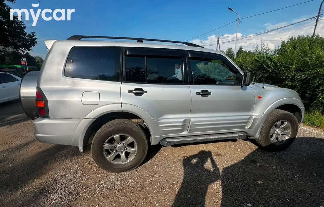 Mitsubishi Pajero 2002