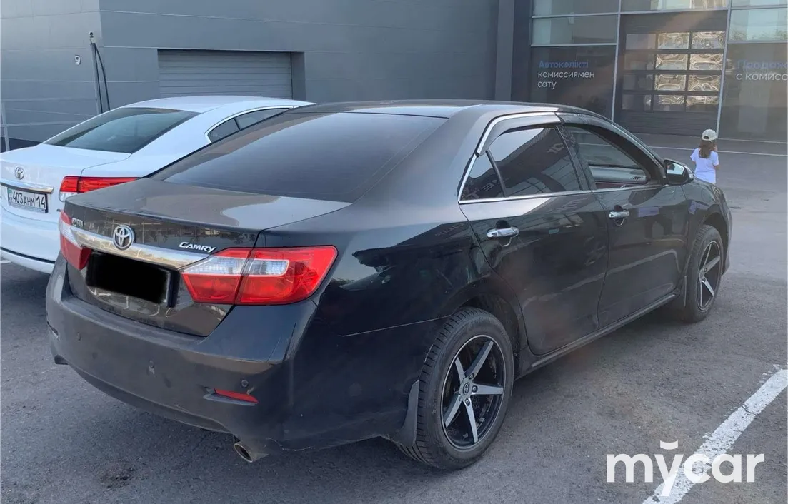 Toyota Camry 2011
