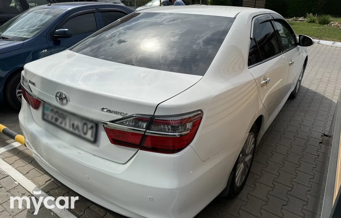 Toyota Camry 2015