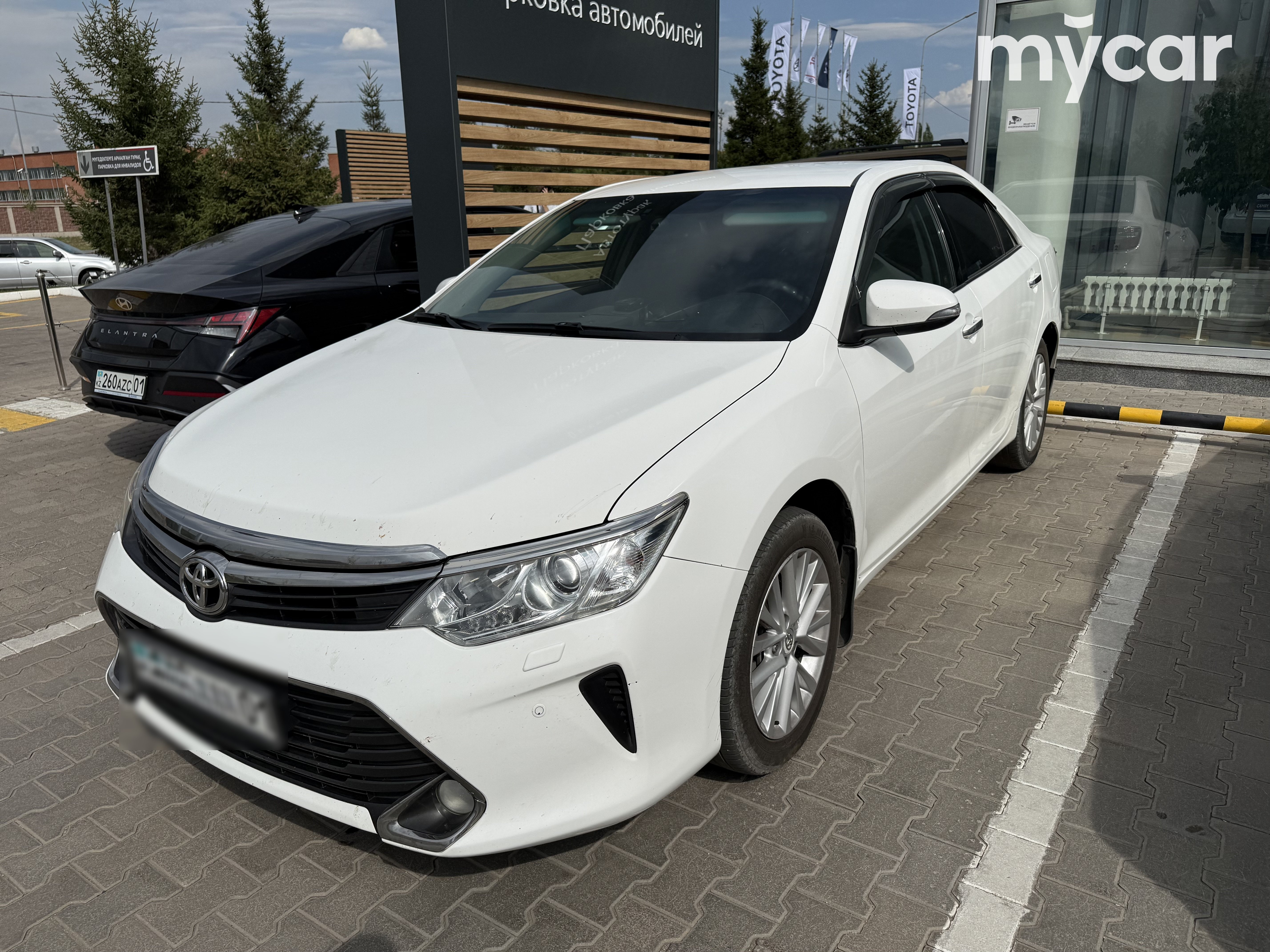 Toyota Camry 2015