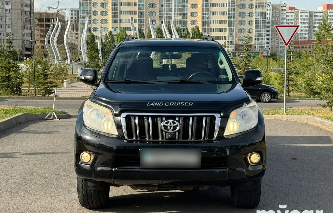 Toyota Land Cruiser Prado 2012