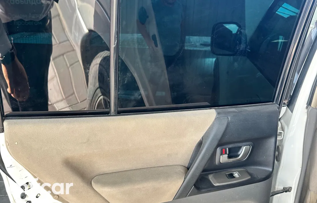 Mitsubishi Pajero 2006