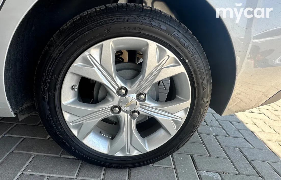 Chevrolet Onix 2023