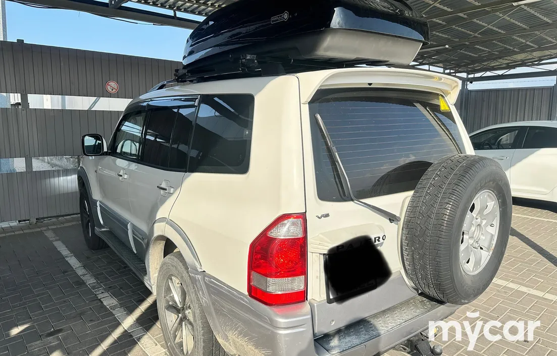 Mitsubishi Pajero 2006
