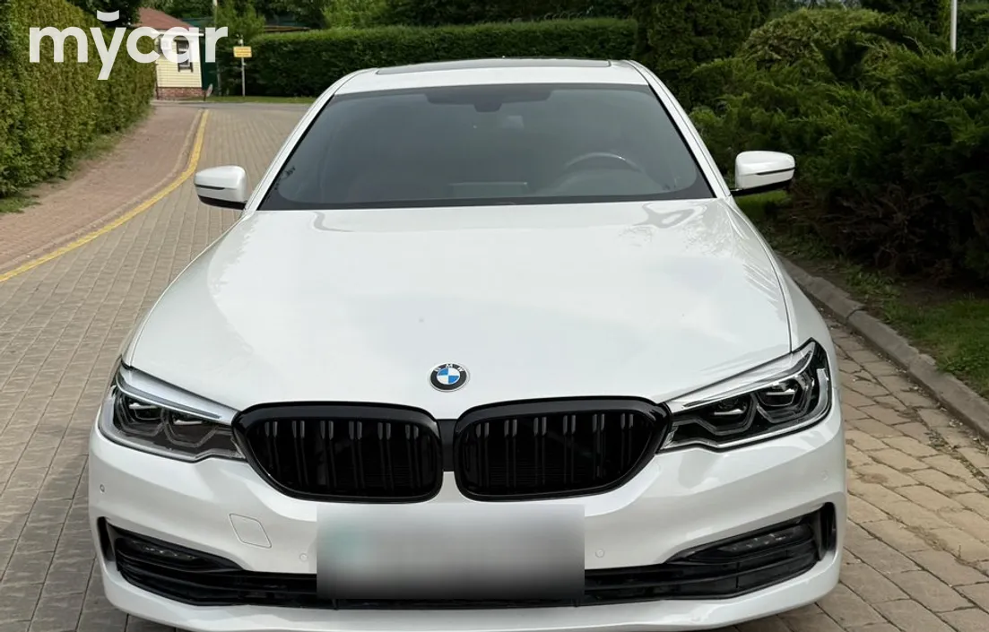 BMW 5 серия 2018