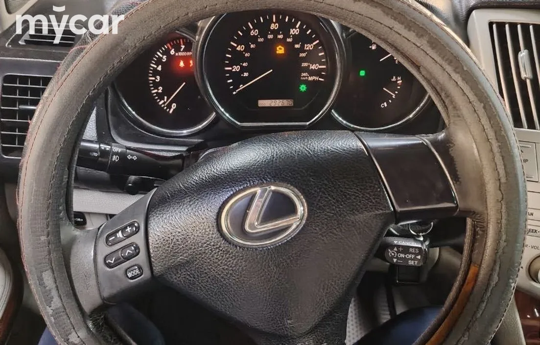Lexus RX 2004