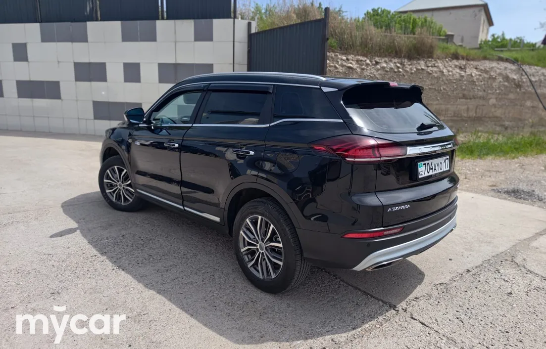 Geely Azkarra 2023