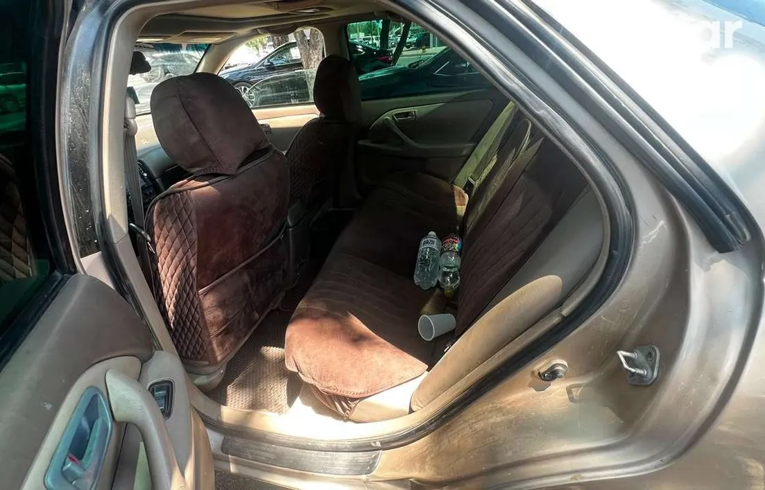 Toyota Camry 2000