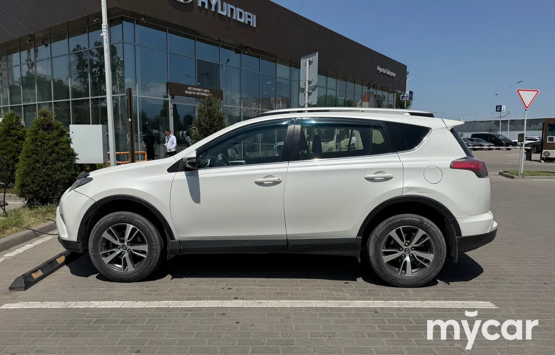 Toyota RAV4 2017