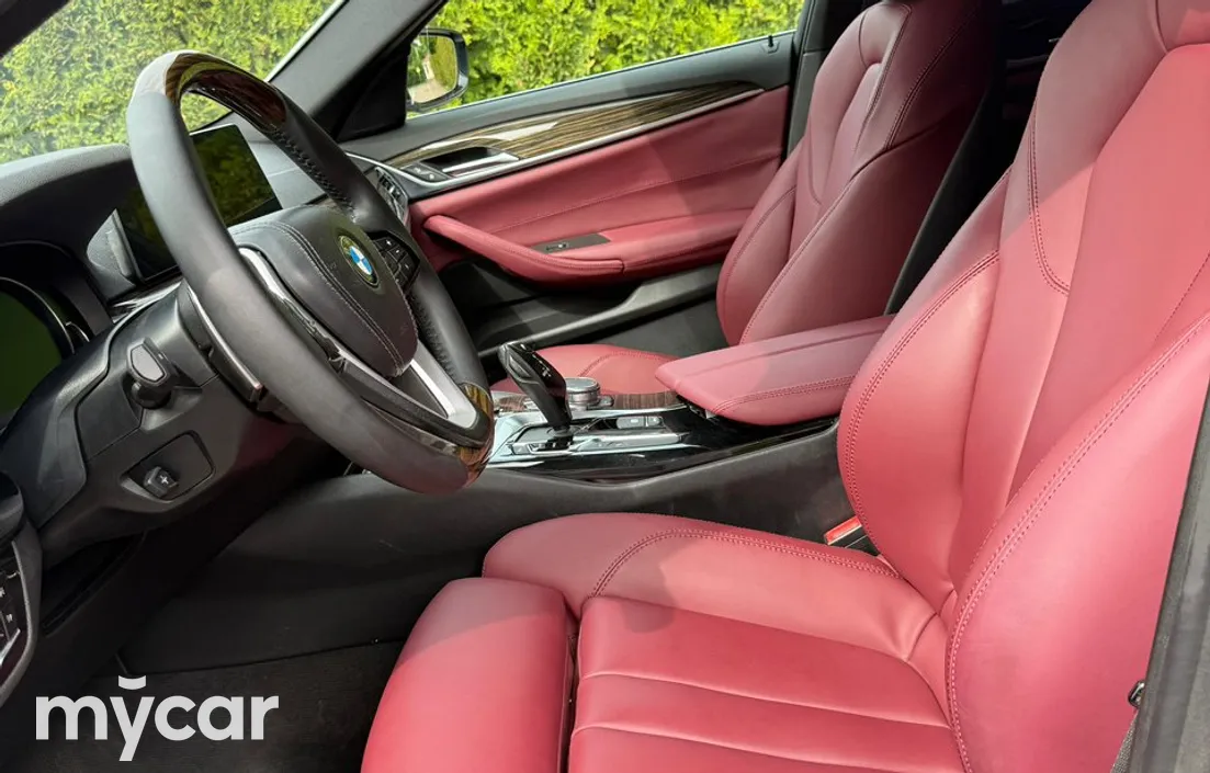 BMW 5 серия 2018