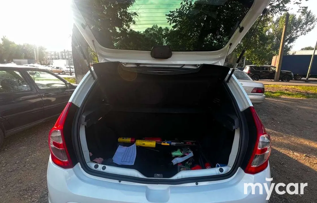 Renault Sandero 2012