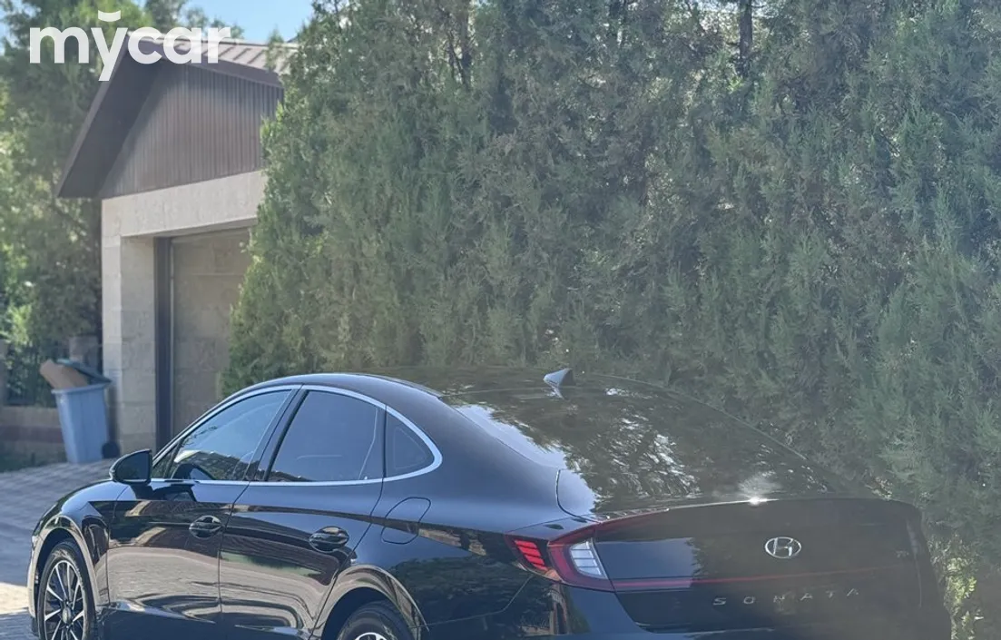 Hyundai Sonata 2021