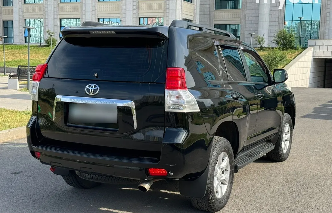 Toyota Land Cruiser Prado 2012