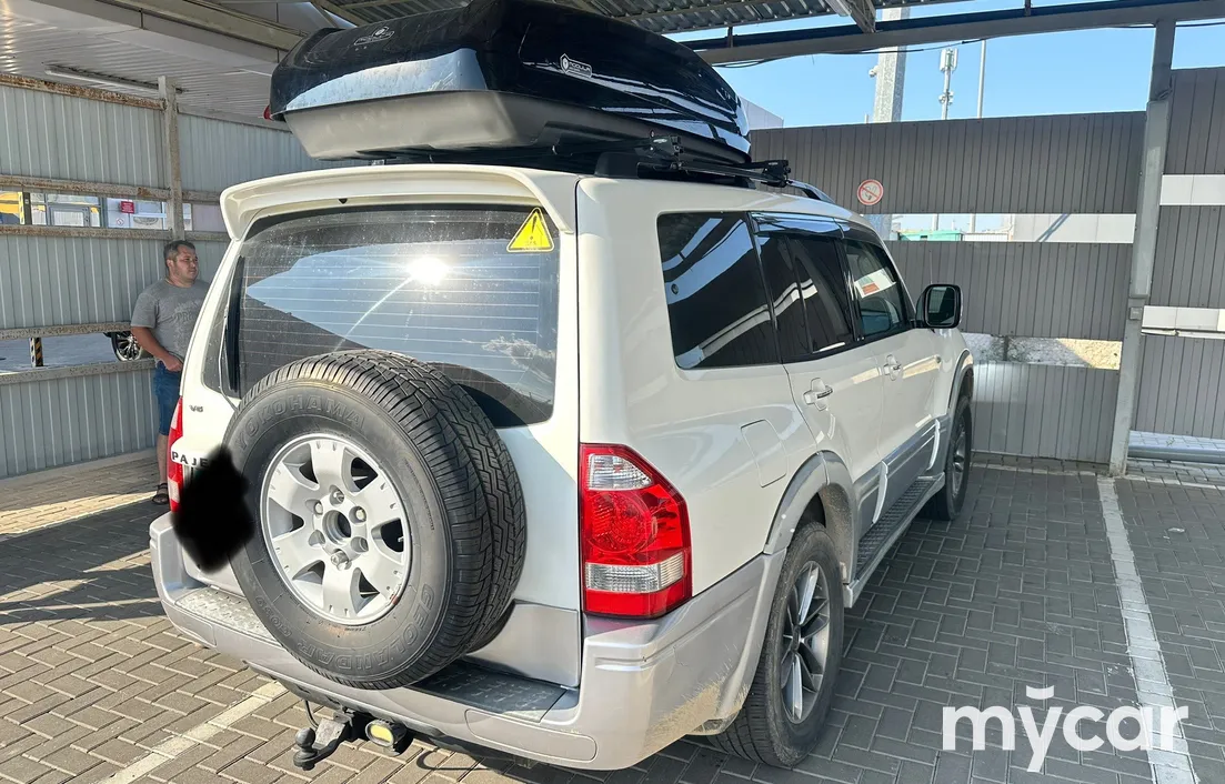 Mitsubishi Pajero 2006