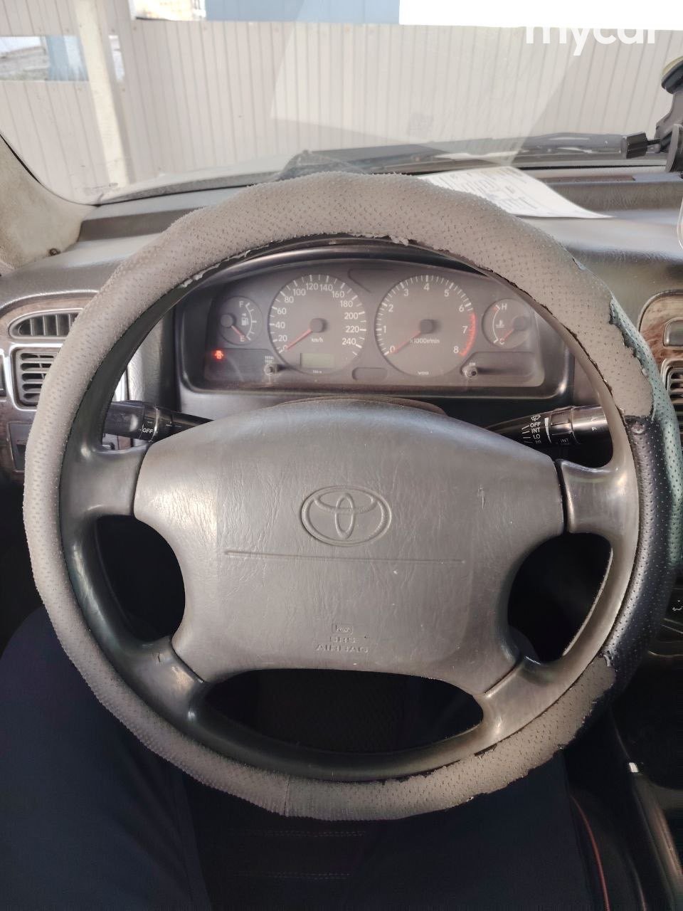 Toyota Avensis 2001