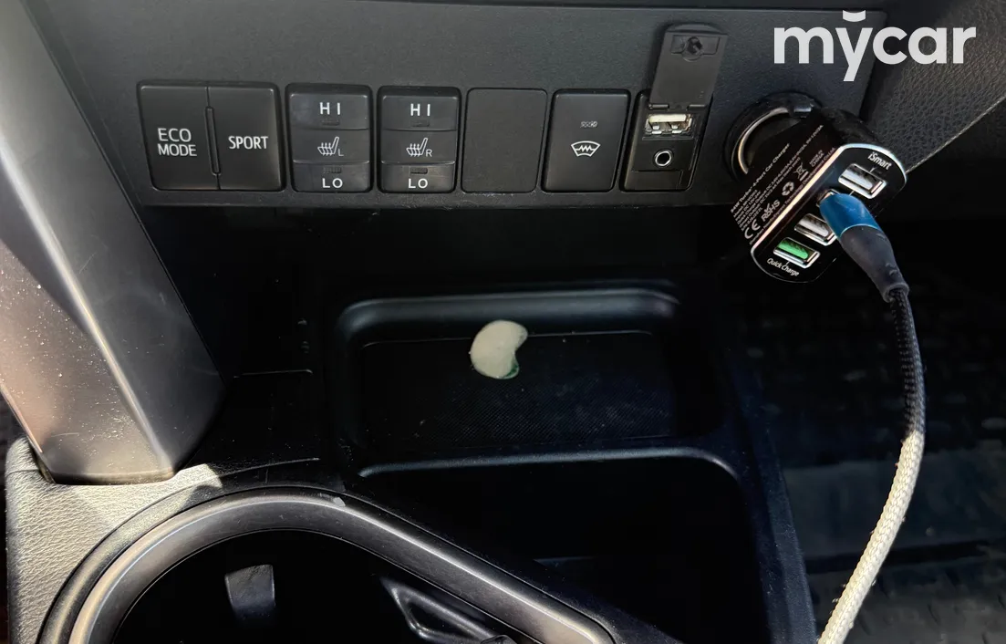 Toyota RAV4 2017