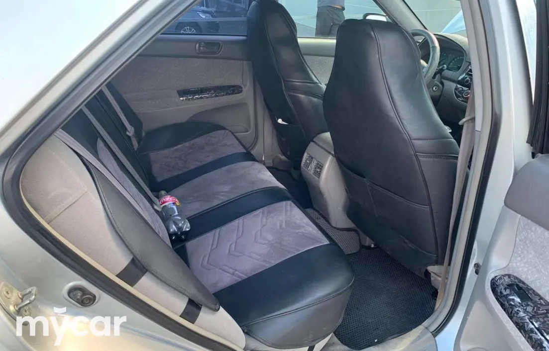 Toyota Camry 2003