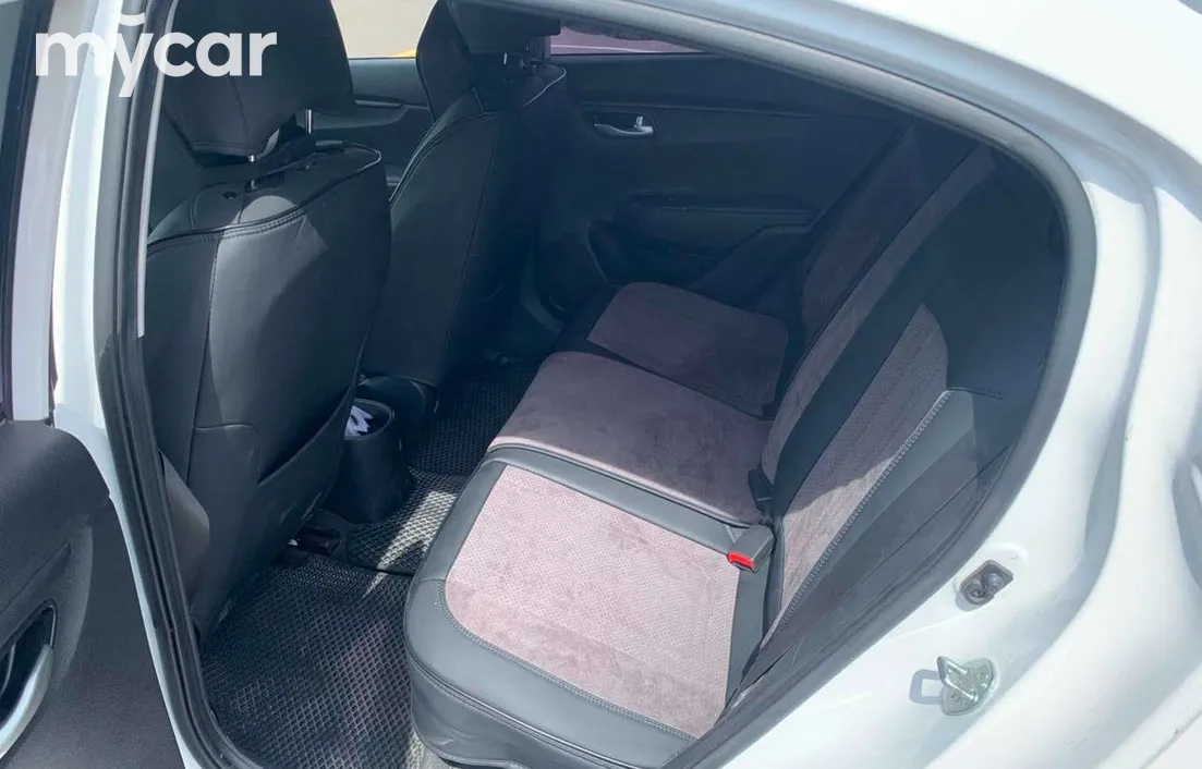 Kia Rio 2021