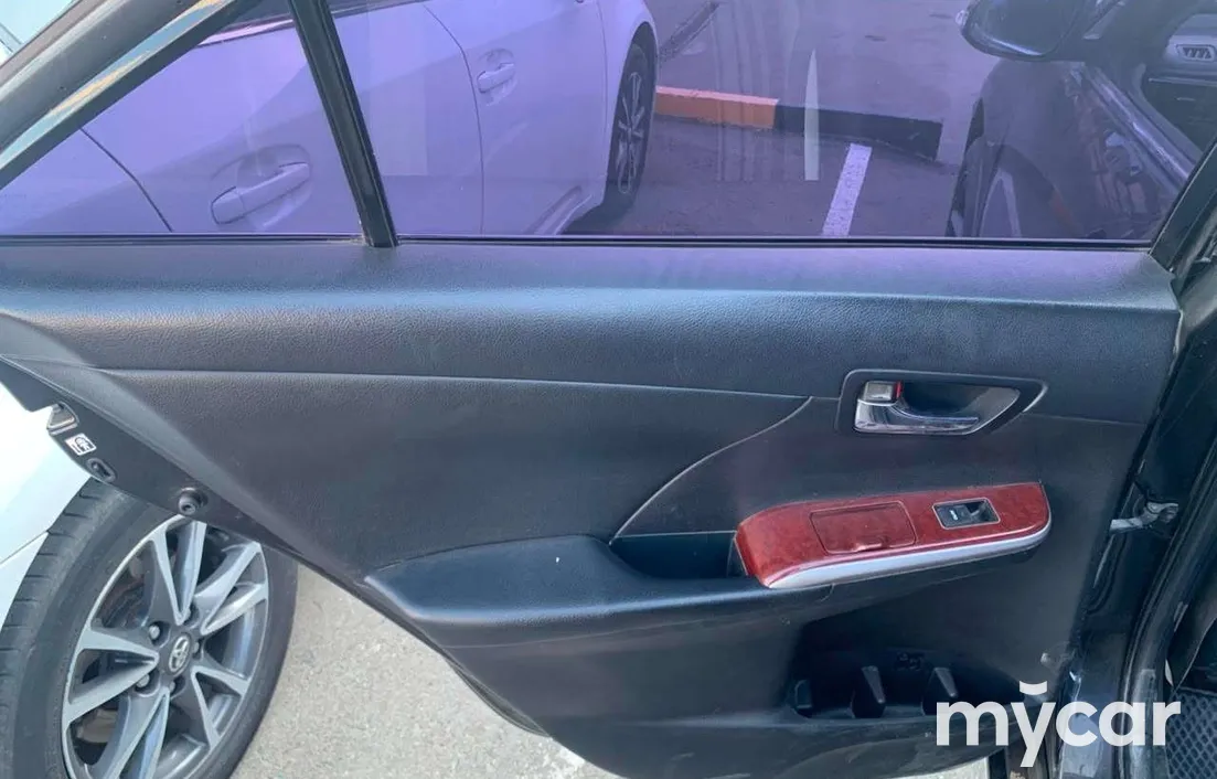 Toyota Camry 2011