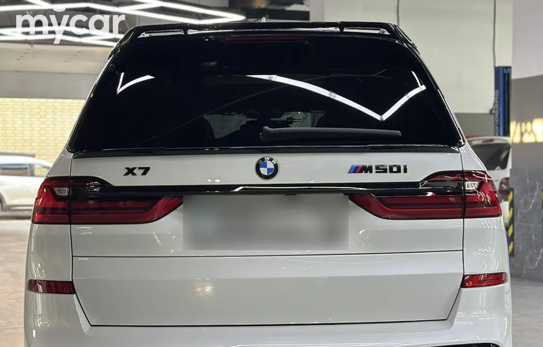 BMW X7 2022