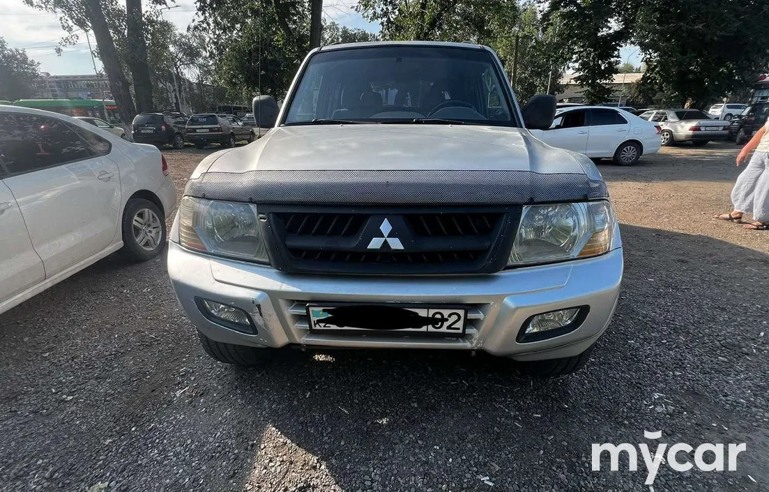 Mitsubishi Pajero 2002