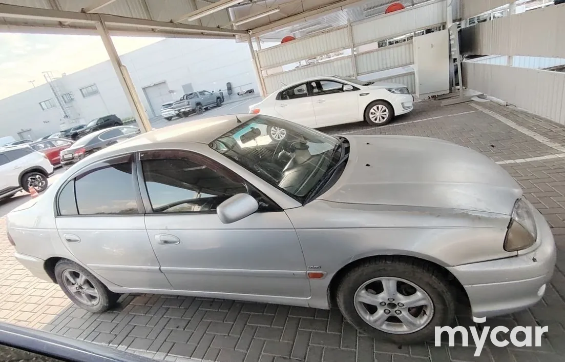 Toyota Avensis 2001