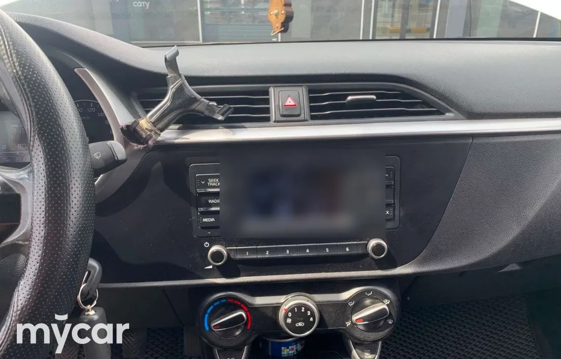 Kia Rio 2021