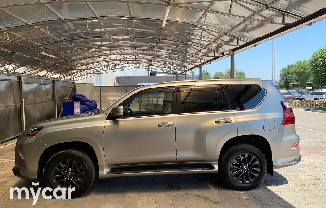 Lexus GX 2022