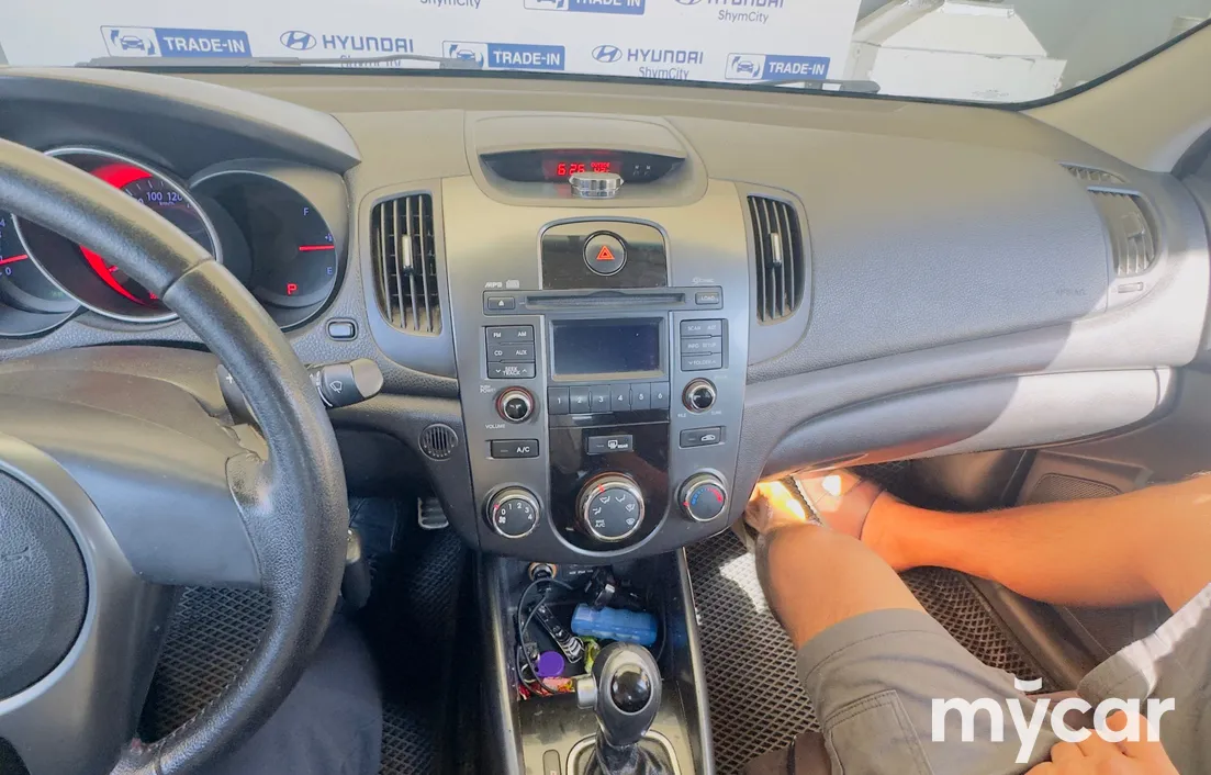 Kia Cerato 2012