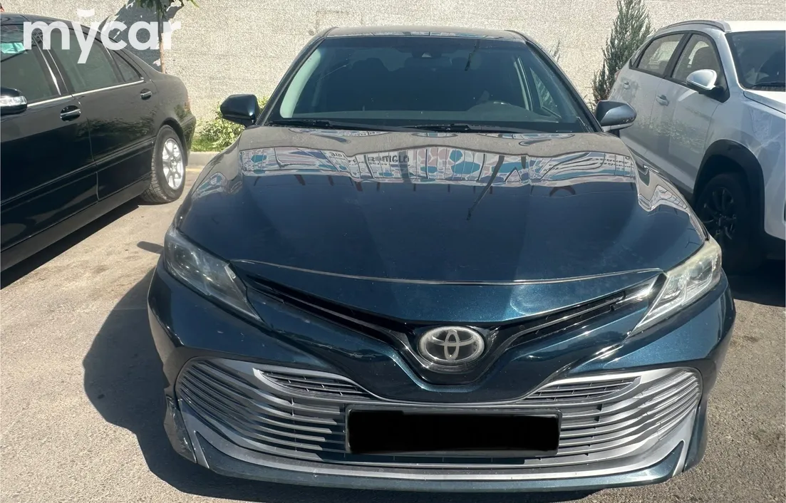 Toyota Camry 2017