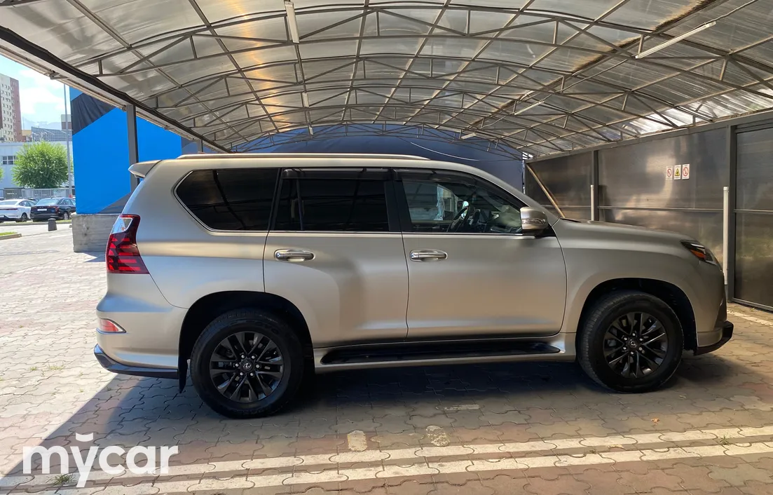 Lexus GX 2022
