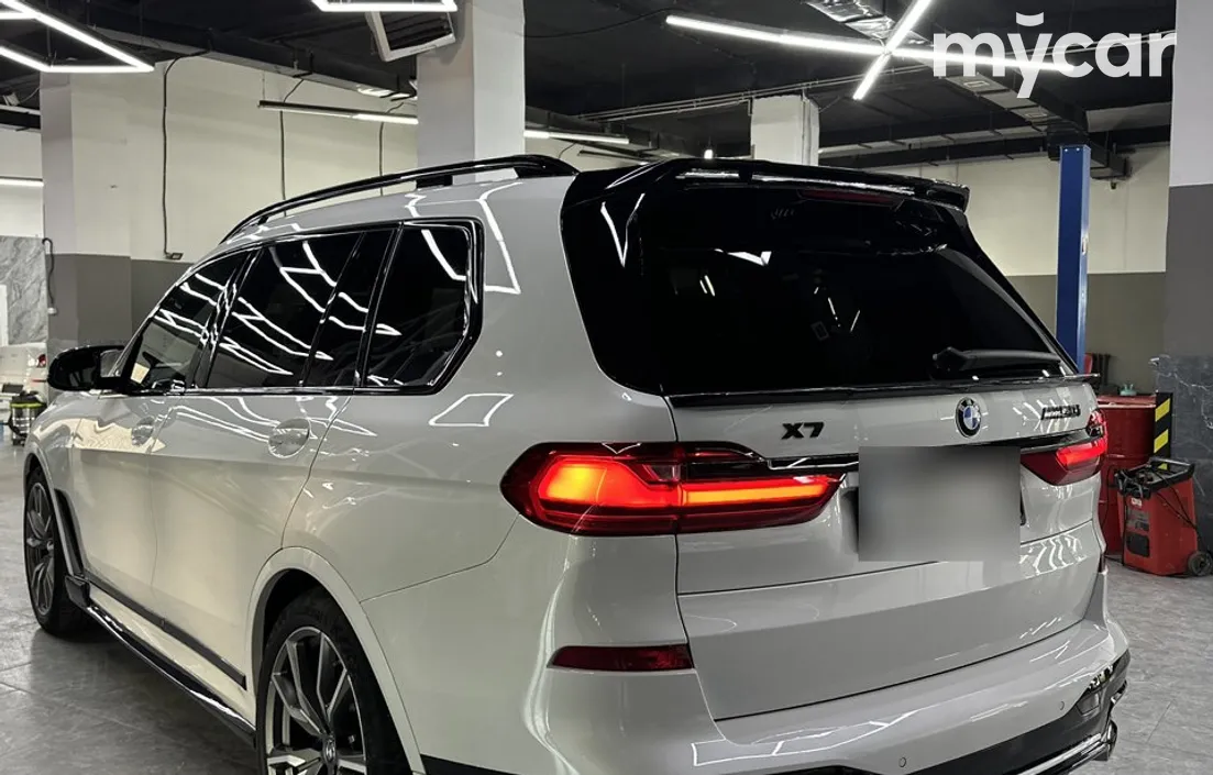 BMW X7 2022