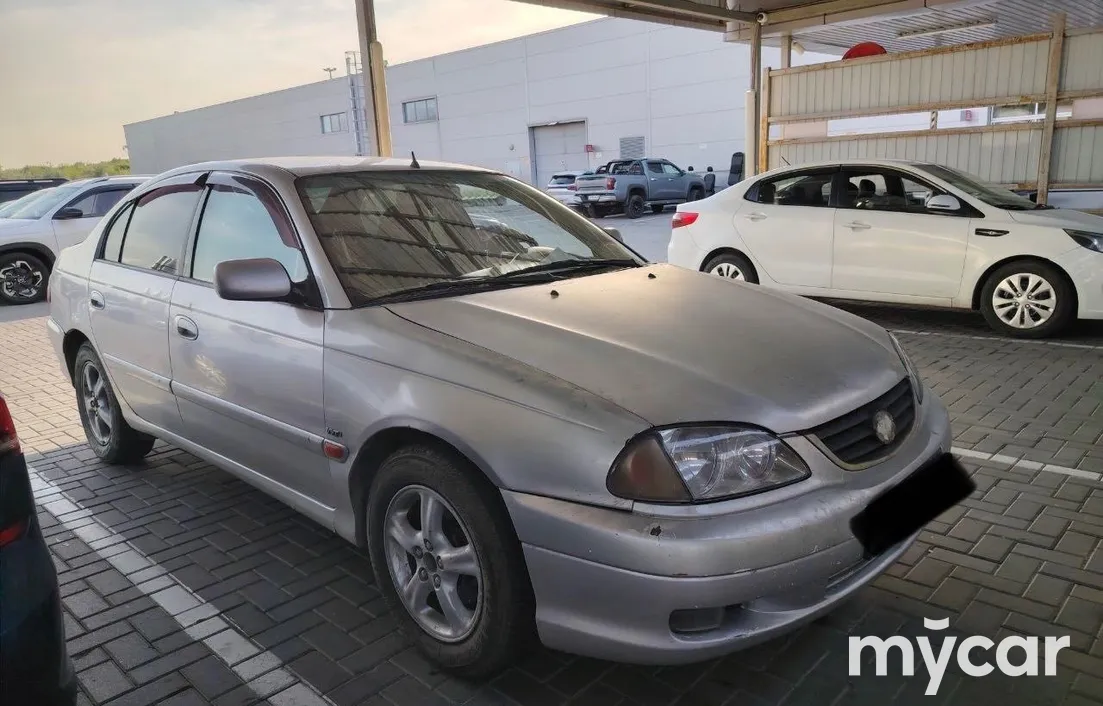 Toyota Avensis 2001