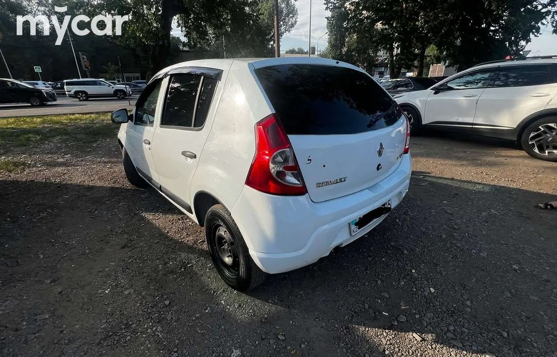 Renault Sandero 2012