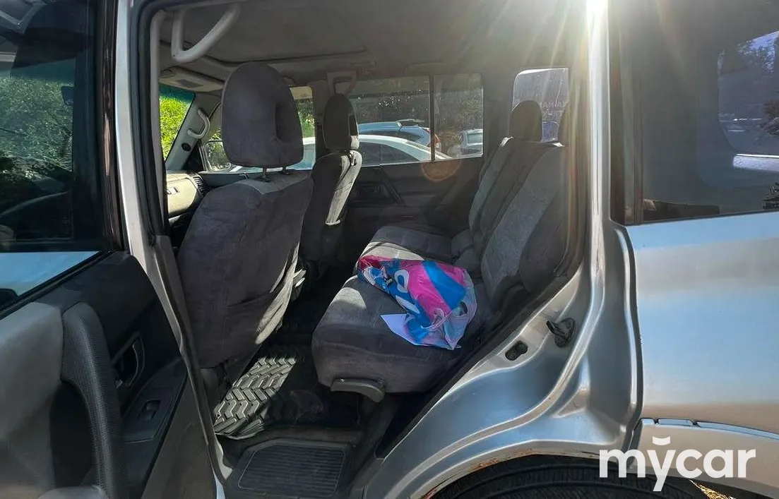 Mitsubishi Pajero 2002