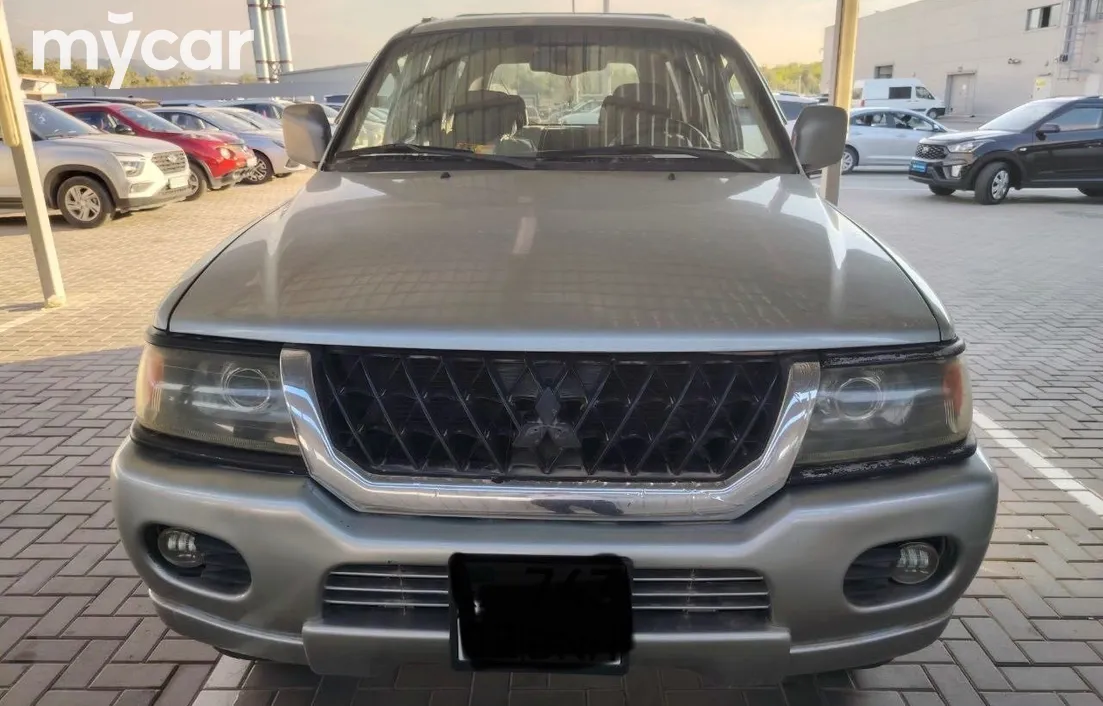 Mitsubishi Montero Sport 2000