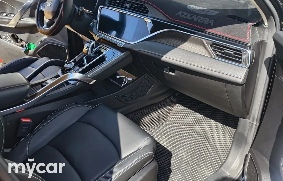 Geely Azkarra 2023