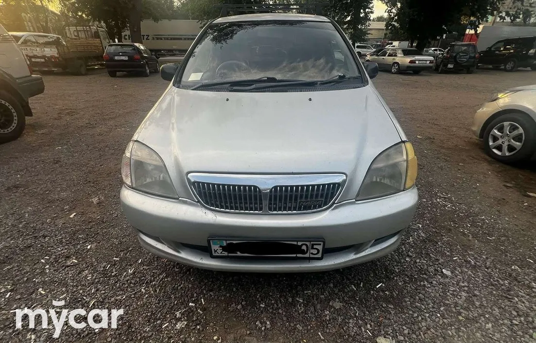 Toyota Nadia 1998