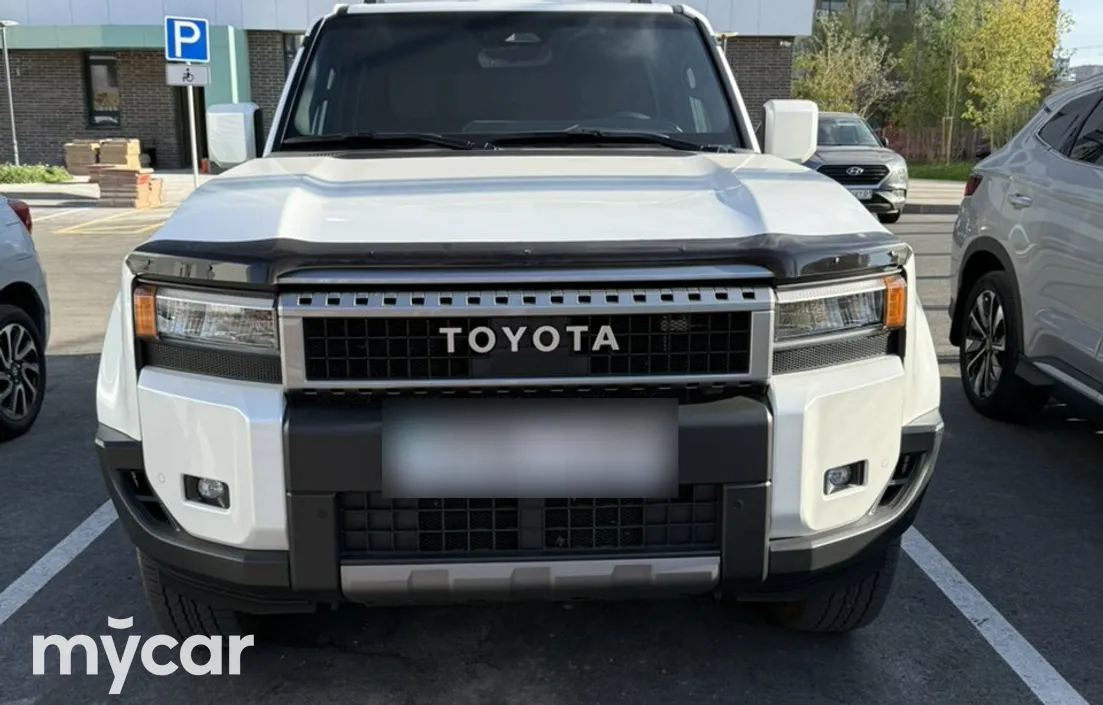 Toyota Land Cruiser Prado 2024