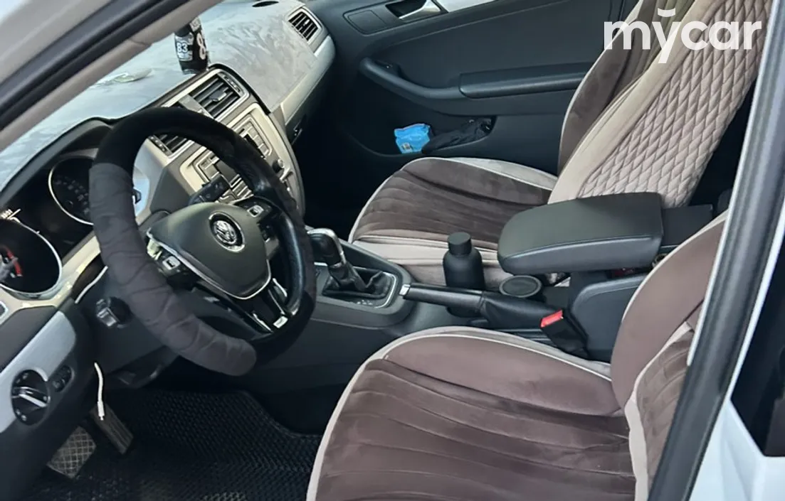 Volkswagen Jetta 2018